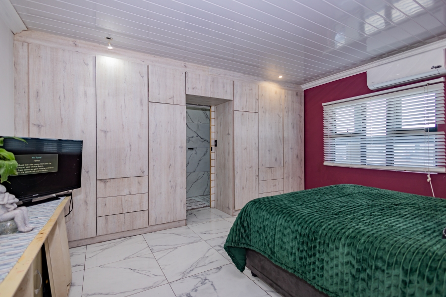 3 Bedroom Property for Sale in Belhar Western Cape